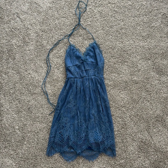 aooksmerry Dresses & Skirts - Halter, lace up back- dress